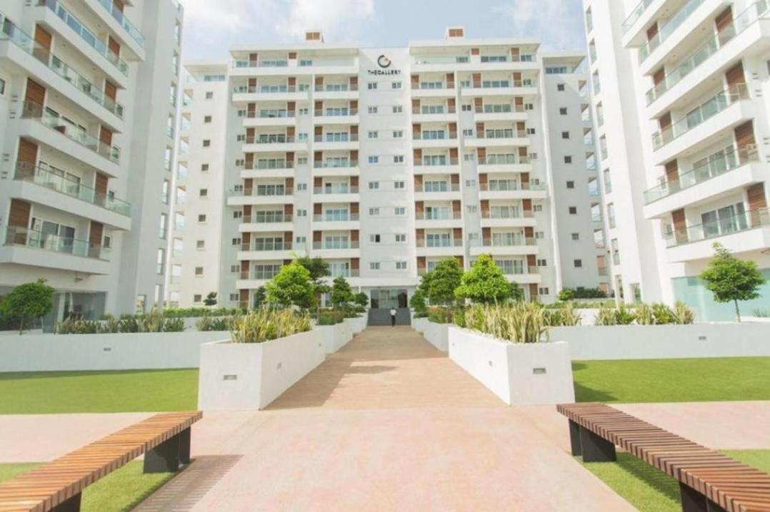 The Gallery Luxury Suites Cpg East Legon Exterior foto